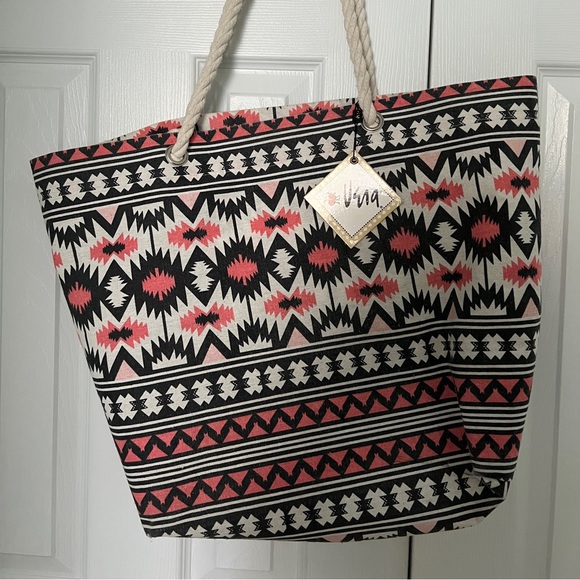 vera neumann Handbags - Aztec beach tote bag
